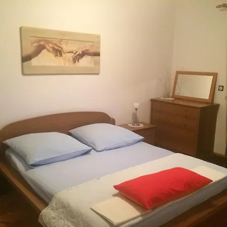 4299a Sveti Filip i Jakov